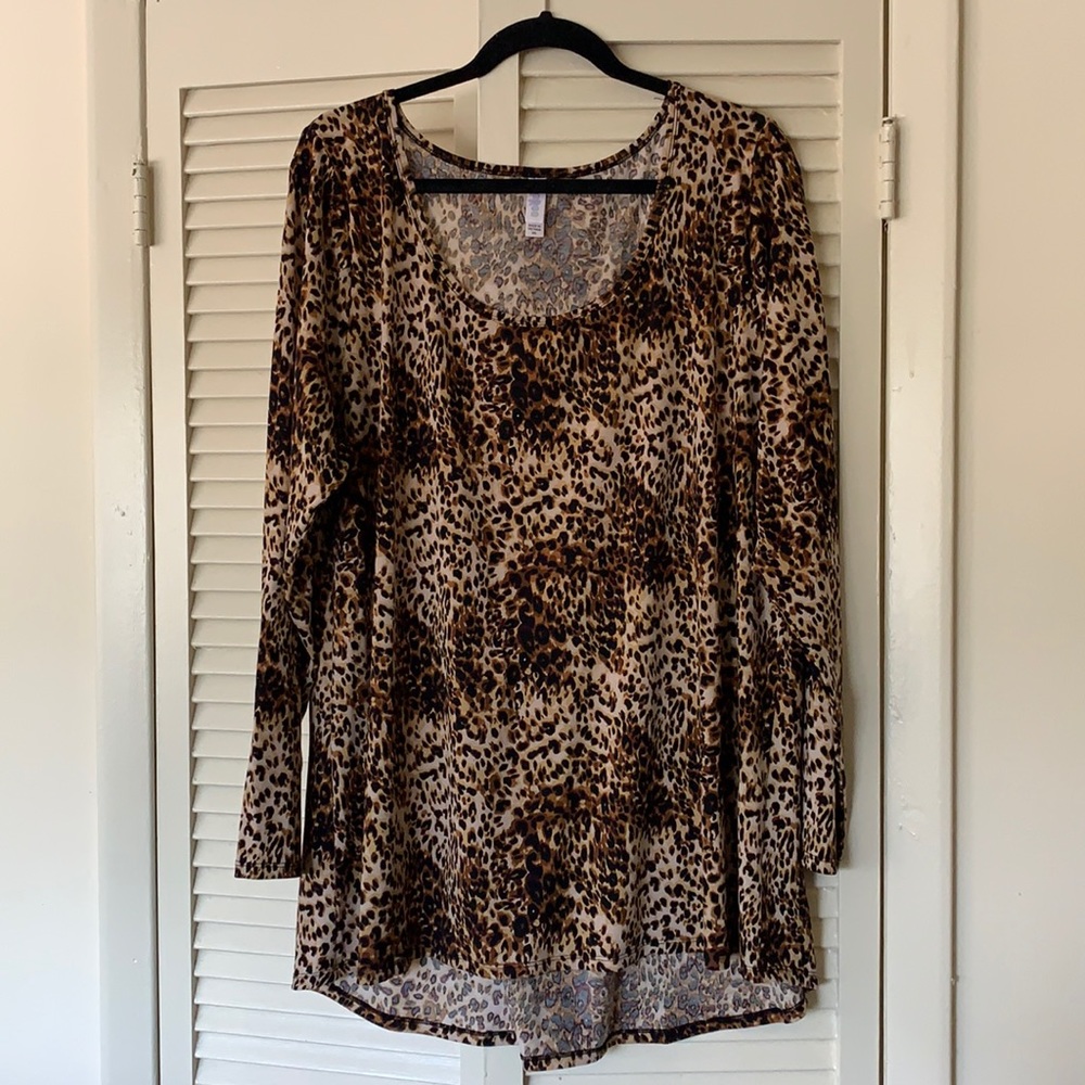 LuLaRoe Lynnae Top- 3XL